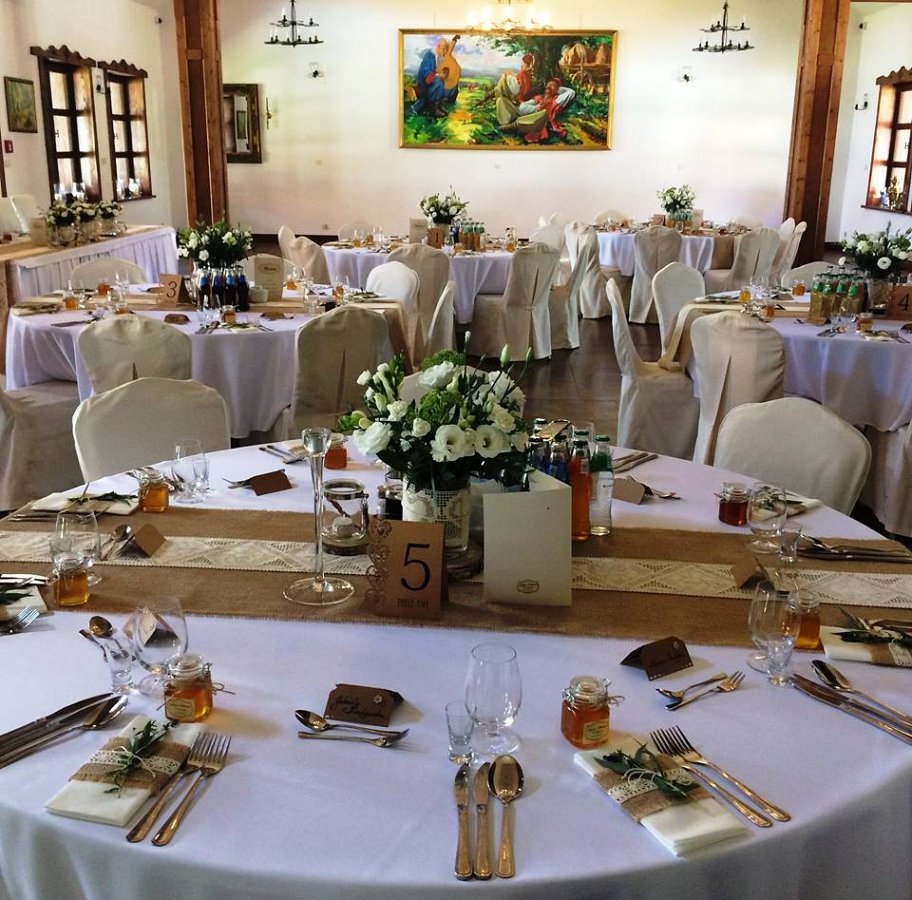 W Hotelu Chutor Kozacki spełniamy marzenia o wyjątkowym weselu, które będziecie wspominać przez długie lata.